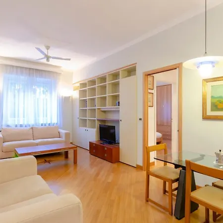 Apartamento Joivy Apt For 4 With Exclusive Pool And Garden In Nervi Génova
